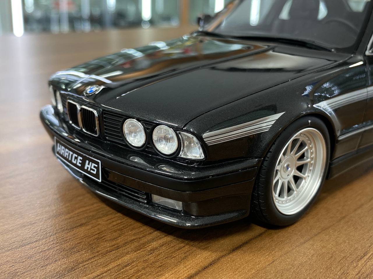 1/18 Resin BMW Hartge H5 V12 E34 Sedan - Black by OttOMobile - Limited 3000 pcs