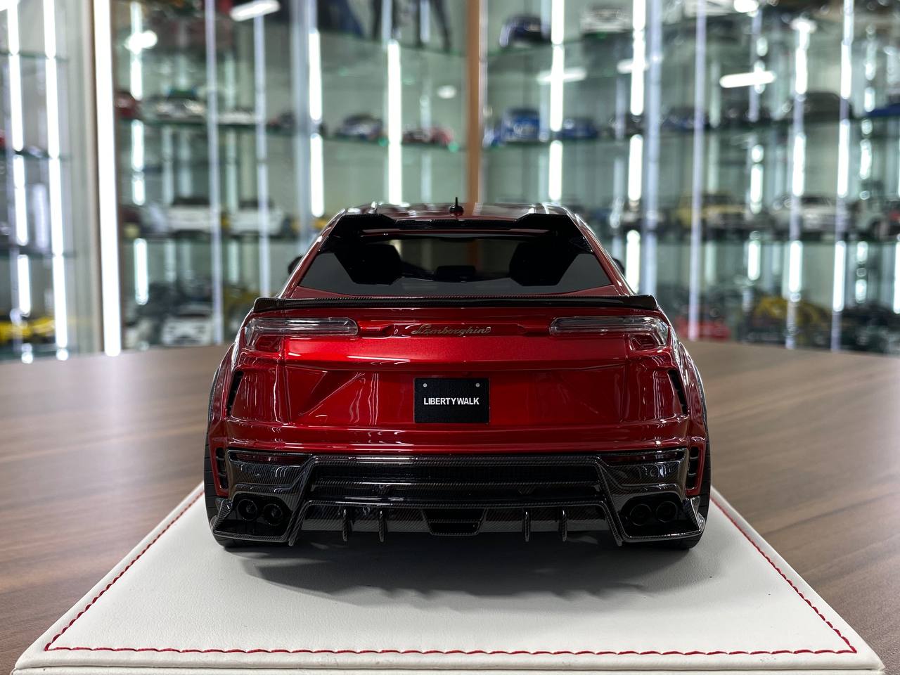 1:18 Resin Model - IVY Model Lamborghini URUS LB Works (Metallic Red)