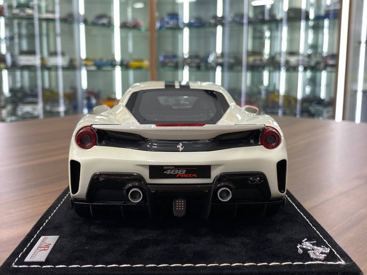 1:18 Resin Model - MR Collection Models Ferrari 488 Pista (White/Black Stripes)