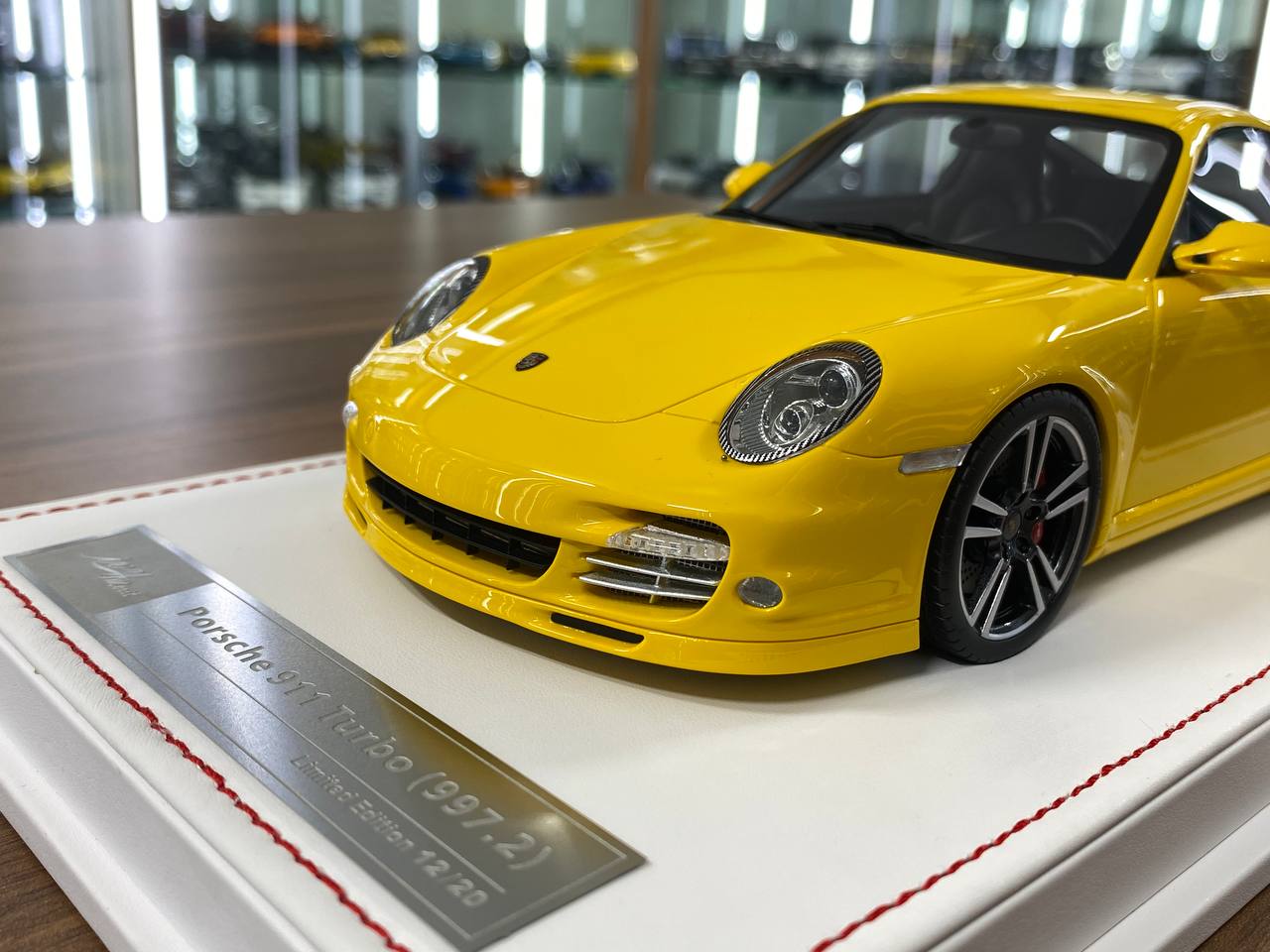 1:18 Resin Porsche 911 Turbo S (997.2) Yellow Exterior with Black Interior Silver Rim Ivy Model