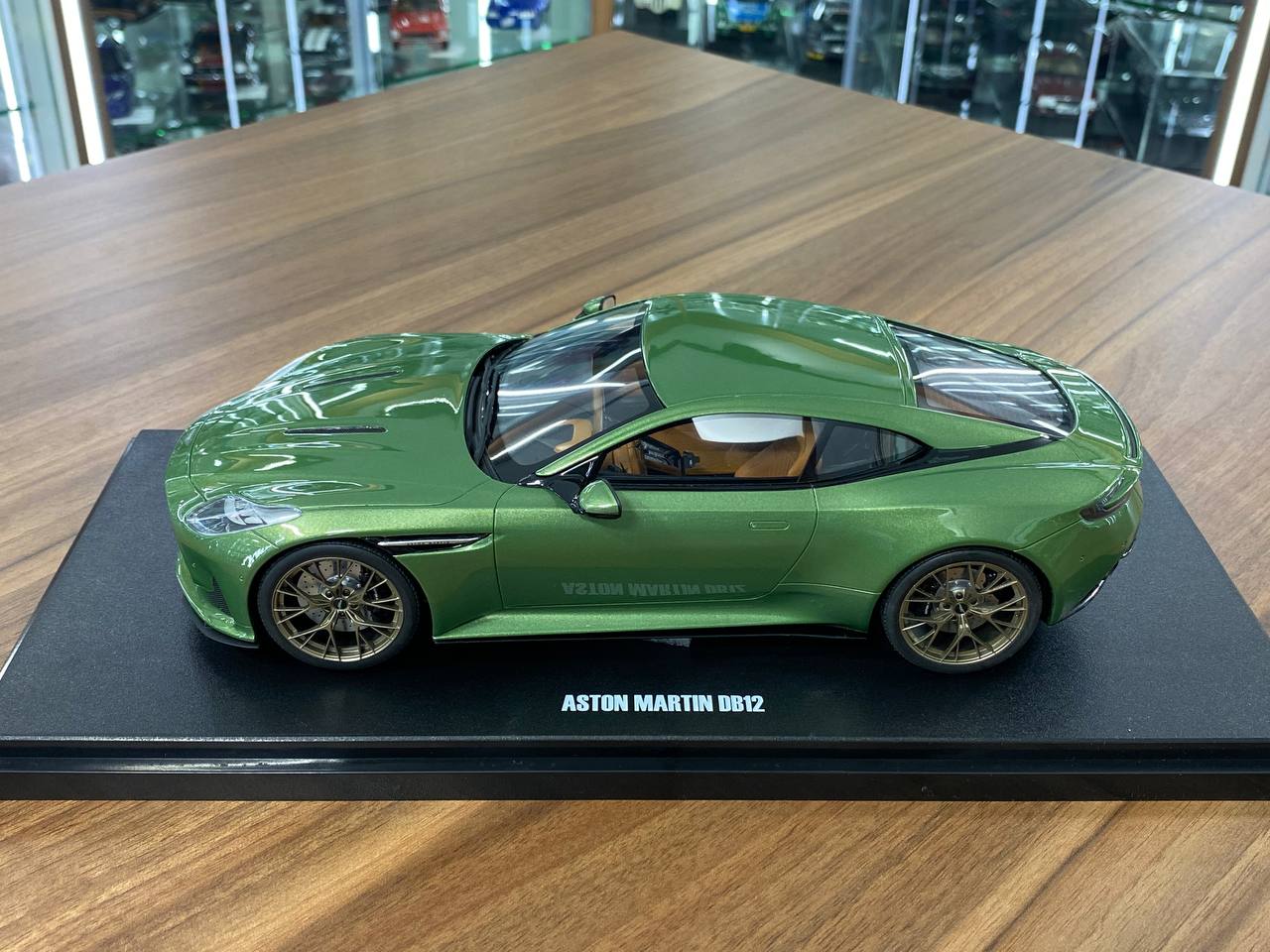 1/18 Resin Model GT Spirit Aston Martin DB12 - Green Limited Edition