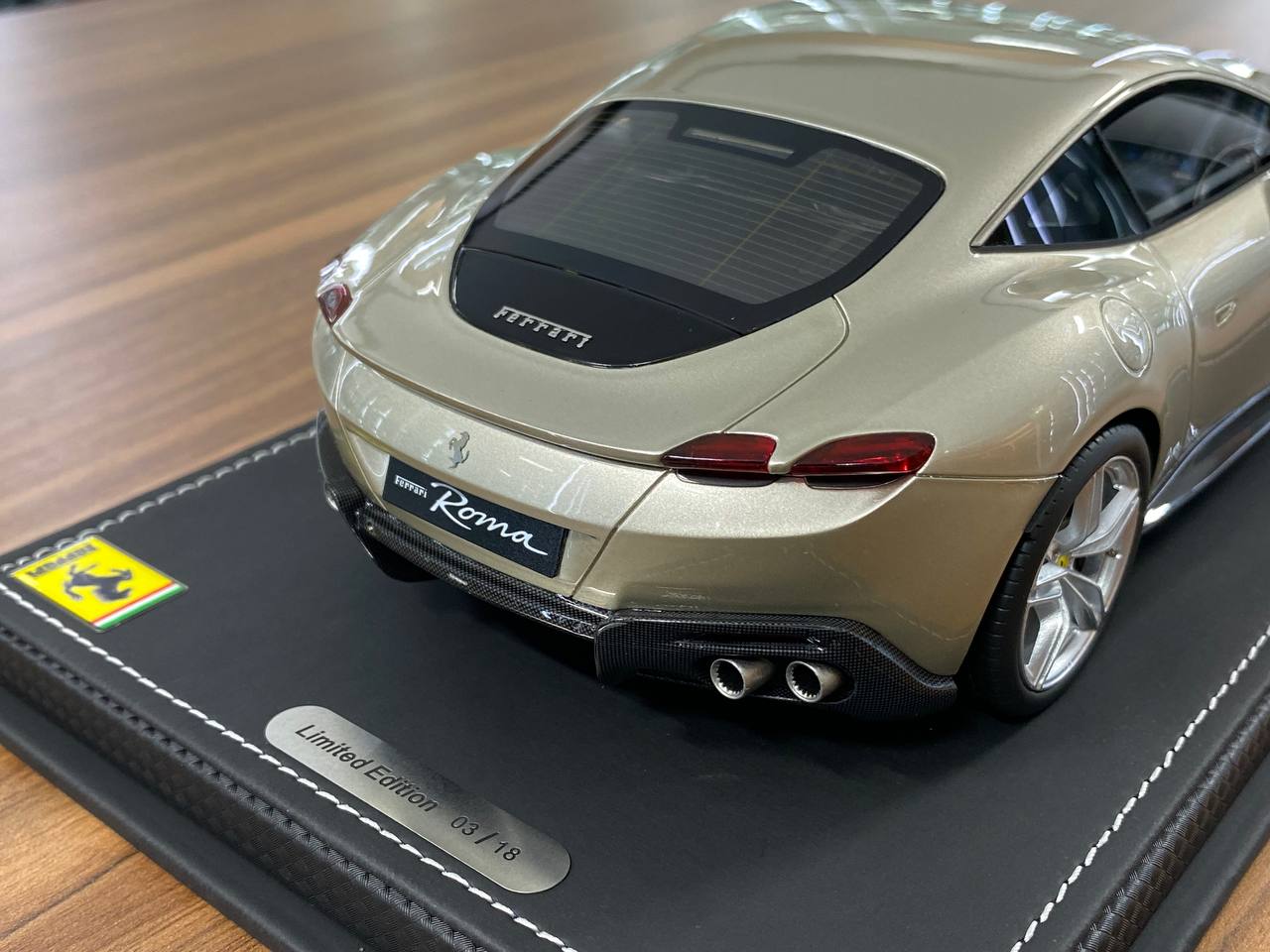 1/18 Resin – BBR Models Ferrari Roma Grigio Ingrid Limited Edition: 18 pcs