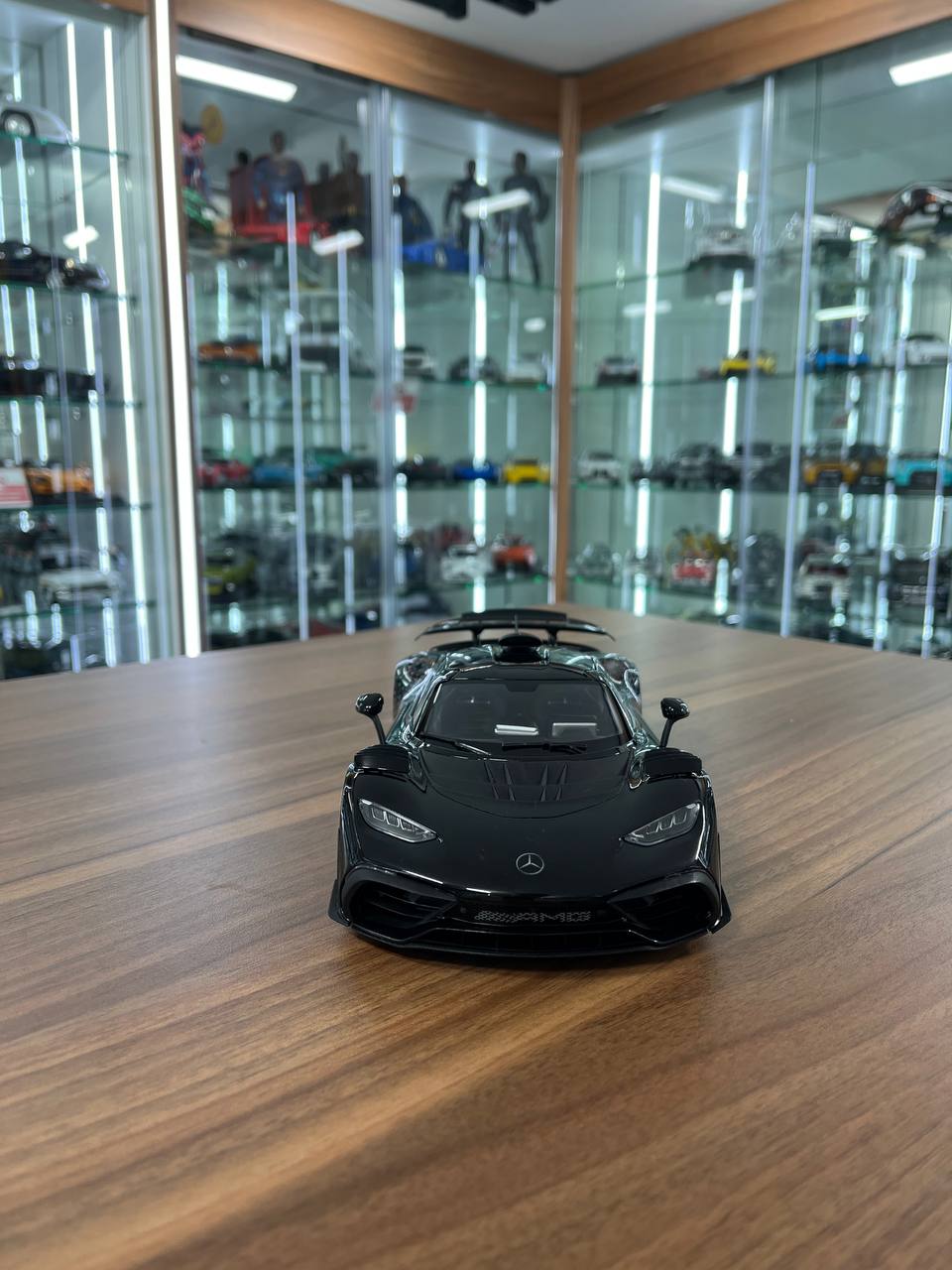 🚀 NZG Dealer Edition 1:18 Mercedes-Benz AMG ONE – Black | Full Opening Diecast