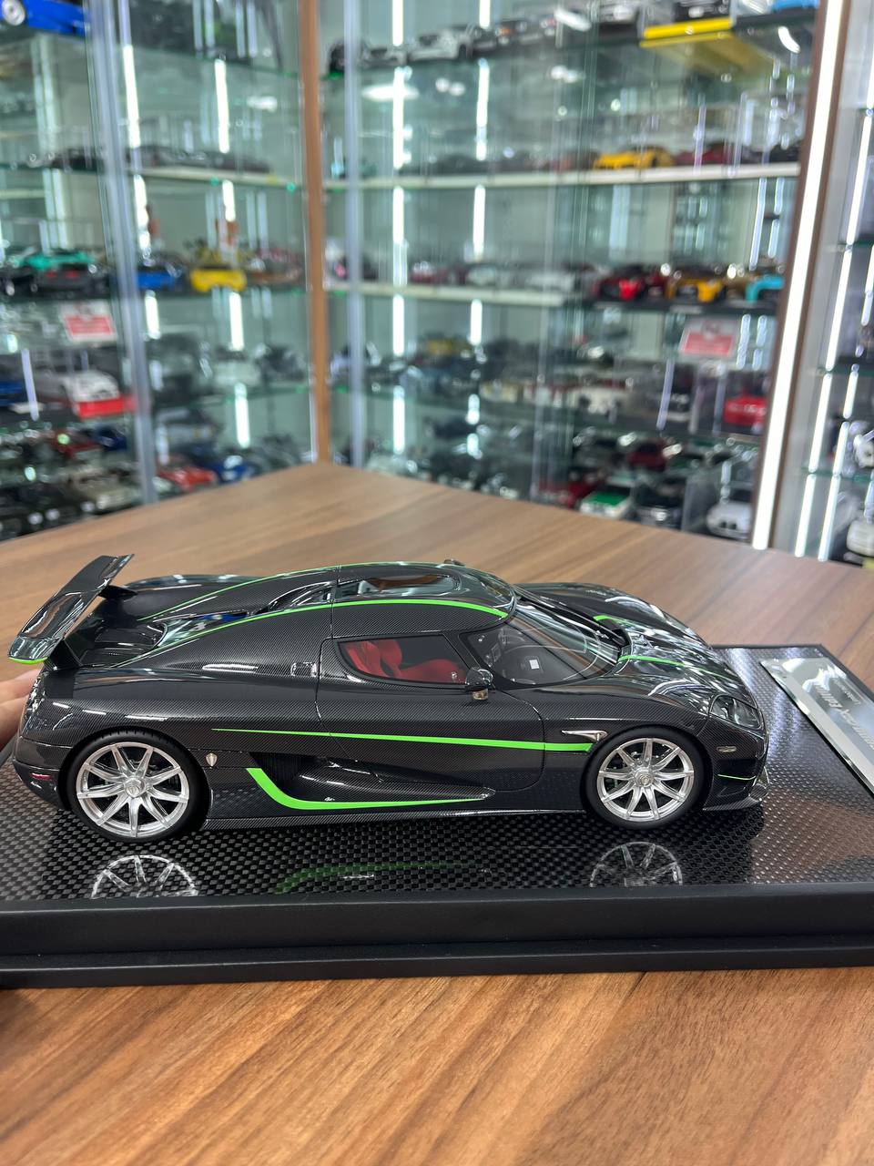 1/18 Koenigsegg CCX Edition Carbon Fiber Green Stripe | VMB Model | Limited 30 Pcs