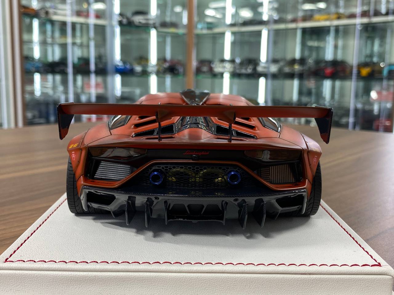 1/18 Resin Davis & Giovanni Lamborghini AVENTADOR SVJ LB Performance Matt orange, Zero Zen Limited- 1 of 8pcs