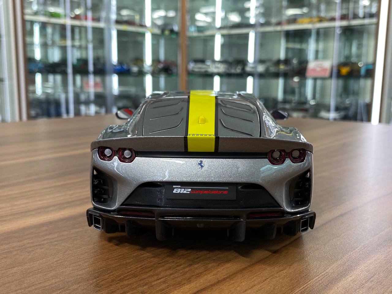 1/18 Diecast Full opening Bburago Signature Series  Ferrari 812 Competizione Grey / yellow stripe
