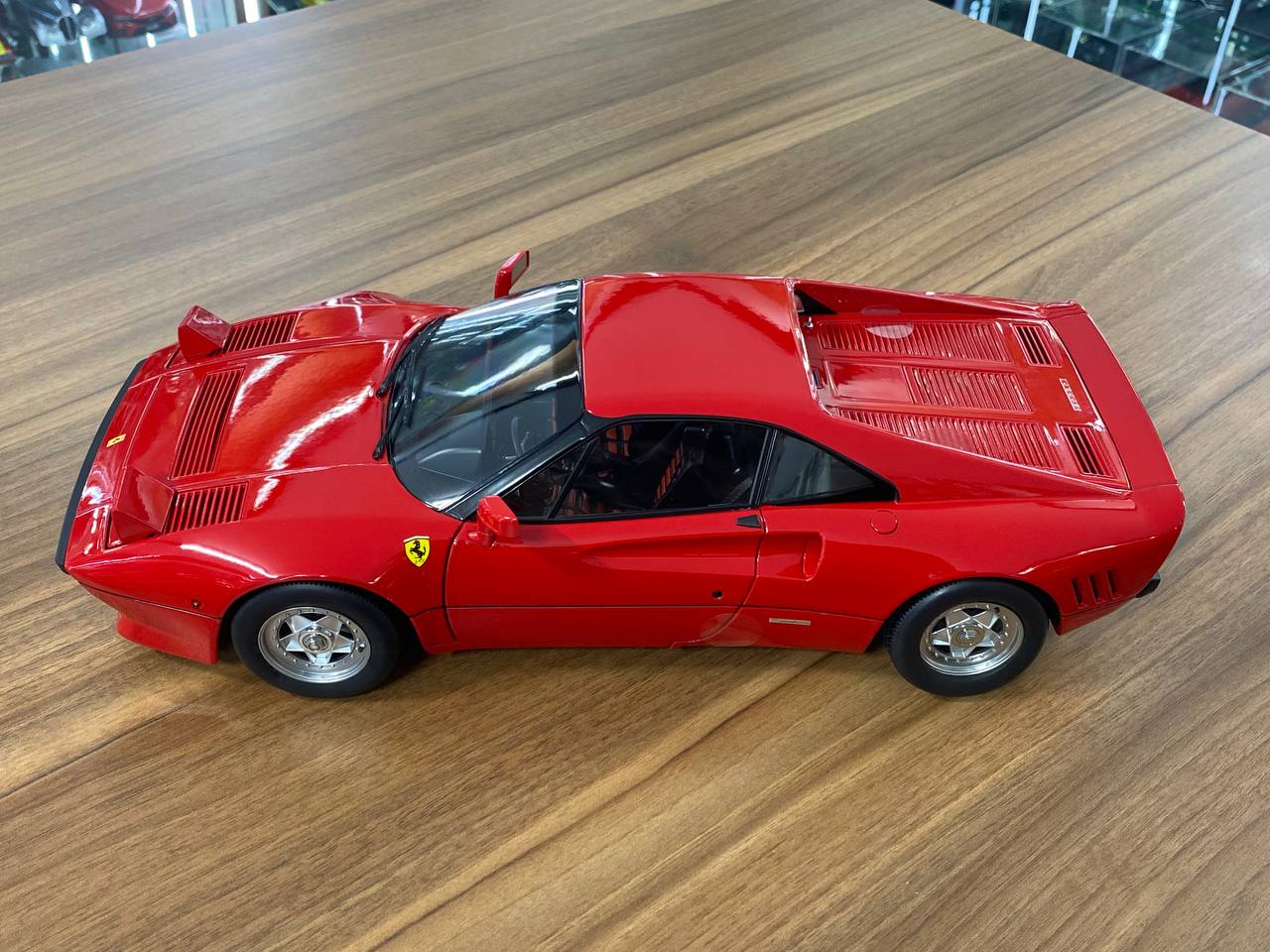 1/12 KK Models Ferrari 288 GTO – Red | Diecast | Partial Opening