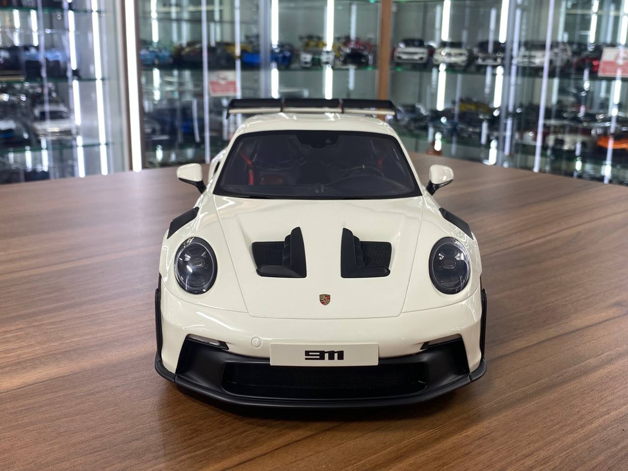 ★ 1/12 GT Spirit Porsche 911 (992) GT3 RS | Off White/Red Rim | Limited Edition 300 pcs