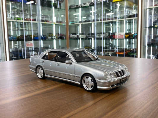 1/18 Resin Mercedes Benz E55 AMG ( W210 ) 2001  Silver by Otto Mobile