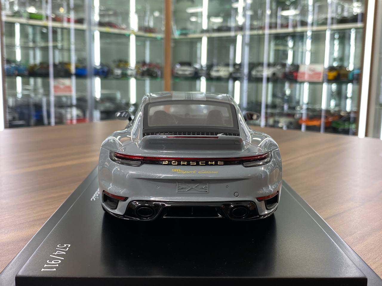 1/18 Resin Model - Porsche 911 Sport Classic Grey Metallic by Spark Models