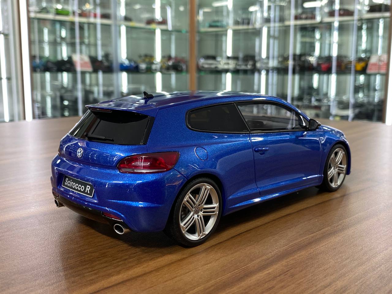 1/18 Resin Volkswagen Scirocco R Otto Blue Model Car