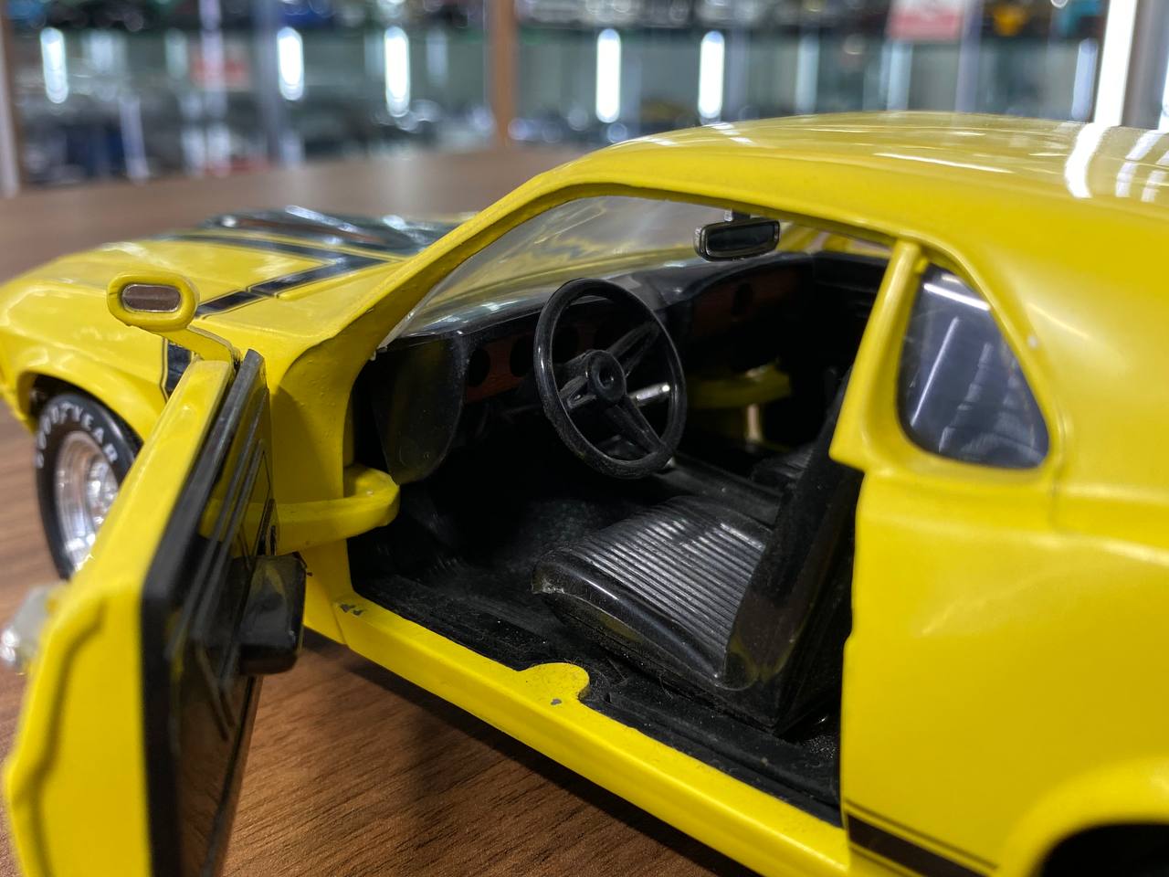1/18 Diecast Ford BOSS Mustang 1970 Yellow Ertl Collectibles Model Car