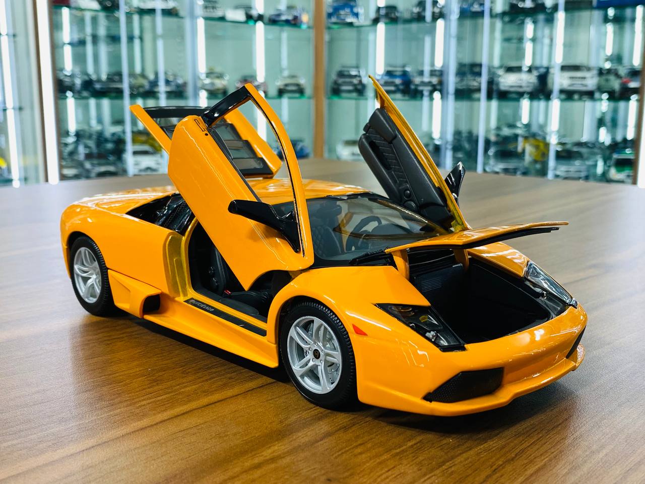 1/18 Diecast Full opening Maisto Lamborghini mucielago LP 640 2007 in Orange