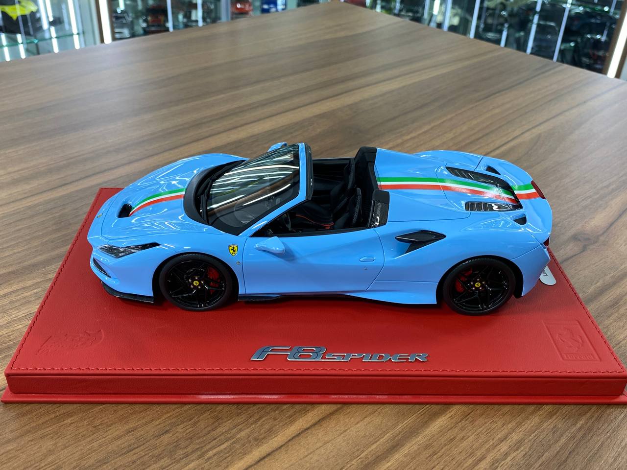 1:18 Resin Model – BBR Deluxe Ferrari F8 Spider – Azzurro La Plata Italian Stripe – Limited to 5 pcs