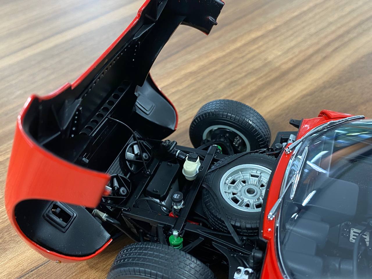 1/18 Diecast Lamborghini Miura SV – Red | AUTOart | Full Opening