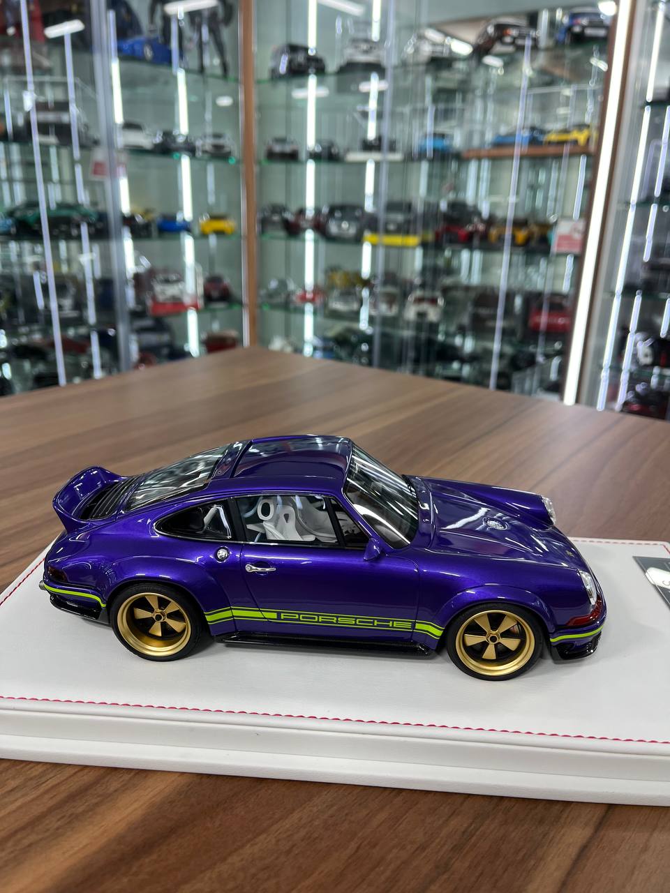 1:18 Ivy Models Porsche Singer DLS – Purple Exclusive | Limited to 10 pcs