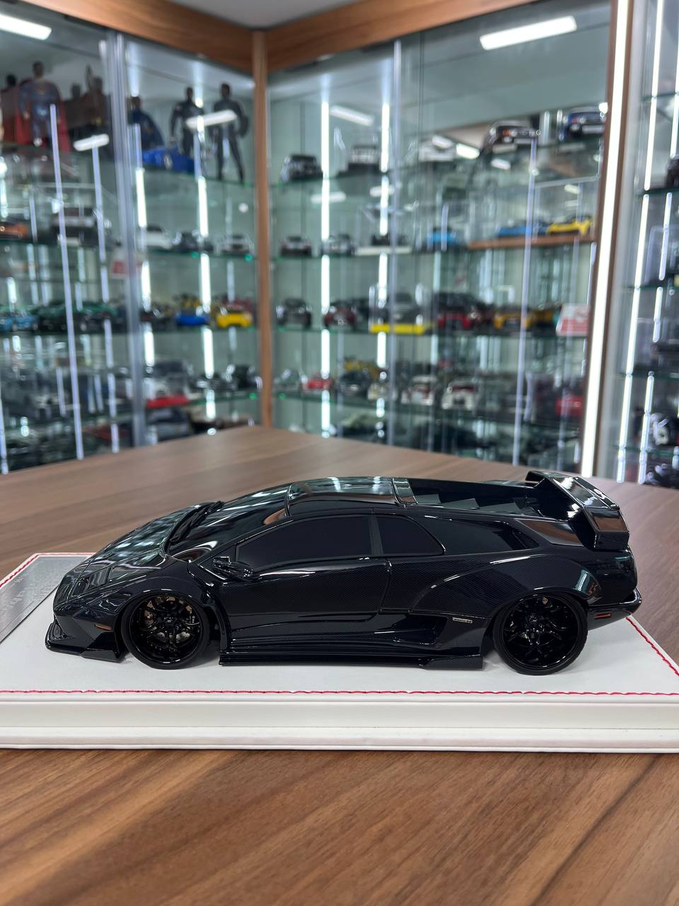 1:18 Lamborghini Diablo 6.0 "Sunset Dream" | Davis & Giovanni | Resin | Carbon Fiber | 1 of 1