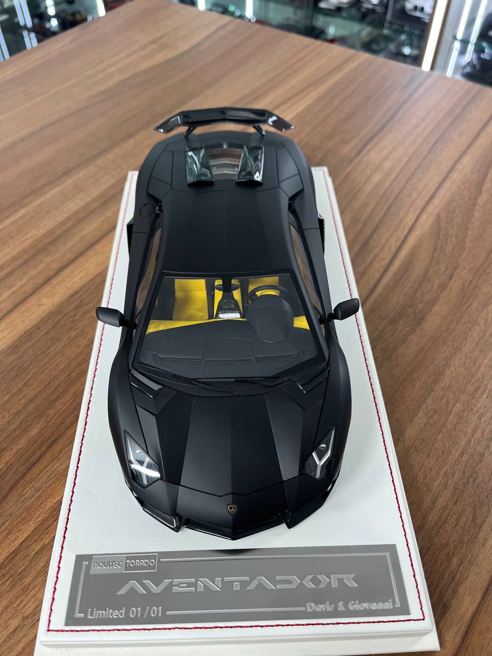 ★ 1/18 Davis & Giovanni Lamborghini Aventador – Matt Black | One-of-One Exclusive