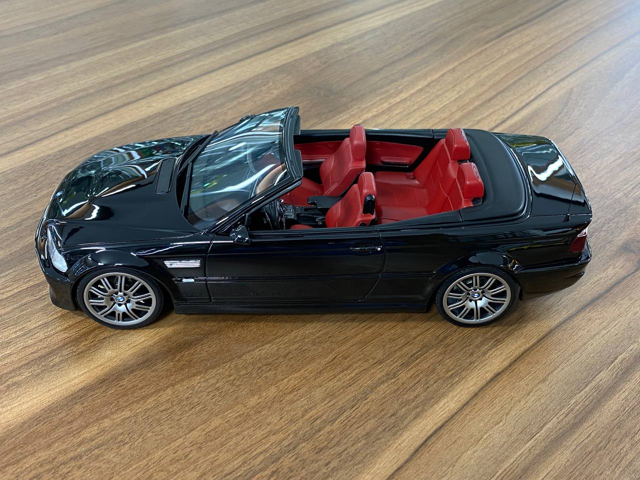 1/18 BMW M3 E46 Cabriolet Black Model Car by Otto
