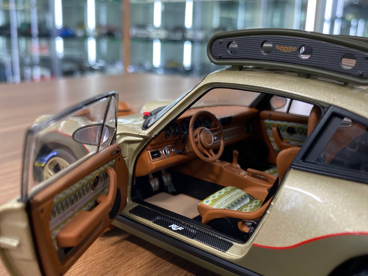 1/18 diecast Porsche RUF Rodeo Prototype Sand Gold Almost Real Scale Model Car