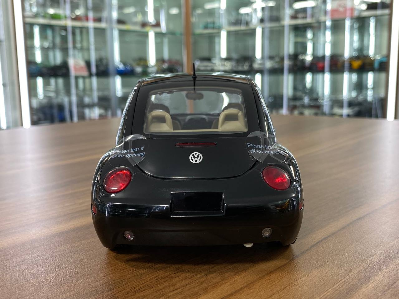 1/18 GATE G Volkswagen BEETLE COUPE BLACK Model Car