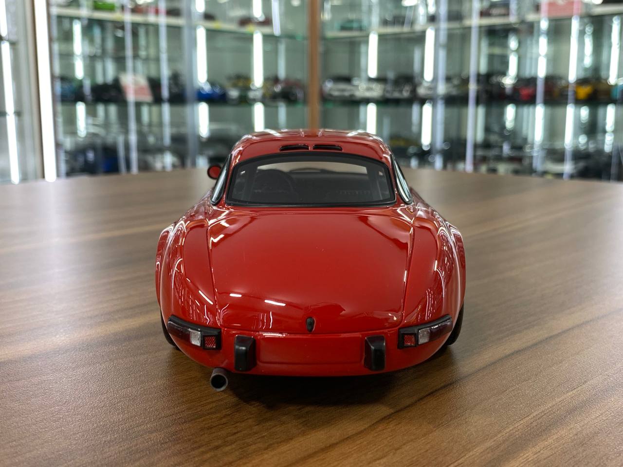 1/18 Mercedes-Benz AMG 300SL Red Model Car by Otto