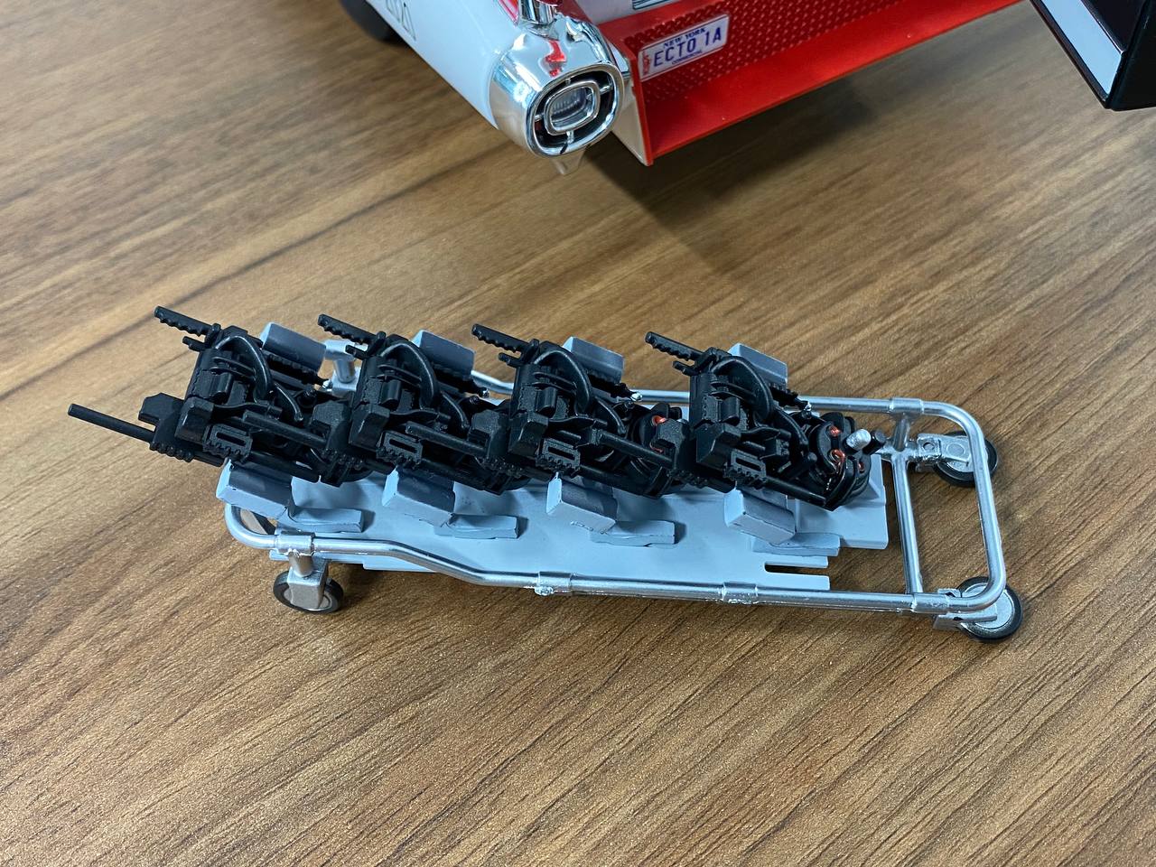 1/18 Ghostbusters II Cadillac ECTO-1A HOT WHEELS Elite Model Car