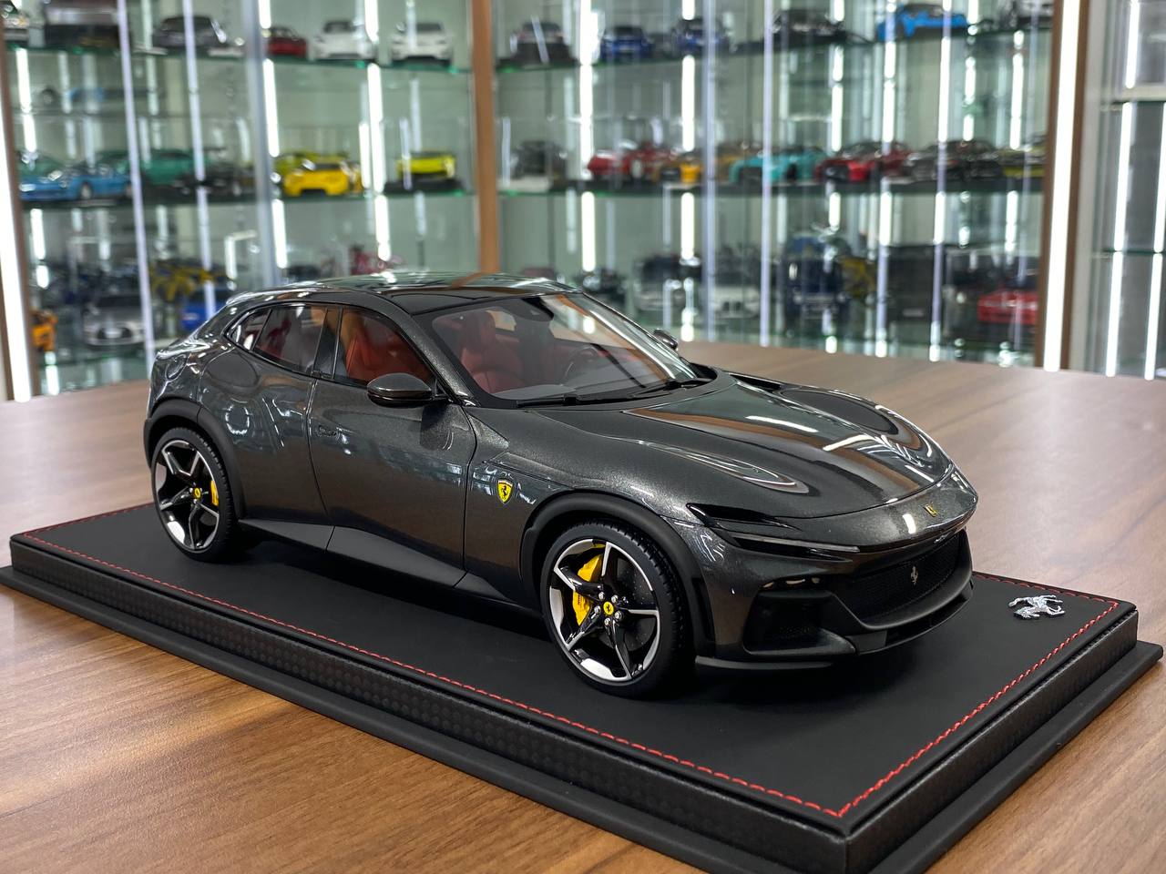 1/18 Resin Model – BBR Models Ferrari Purosangue Grigio Silverstone Limited-100 pcs