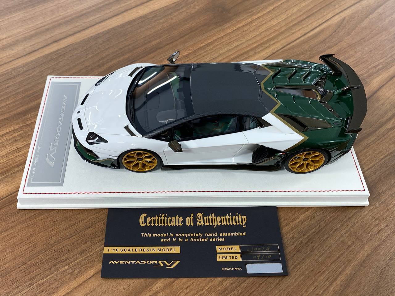1/18 Resin – Dino Models Lamborghini AVENTADOR SVJ Limited 10 pcs Bianco Aether/Verde Hydra