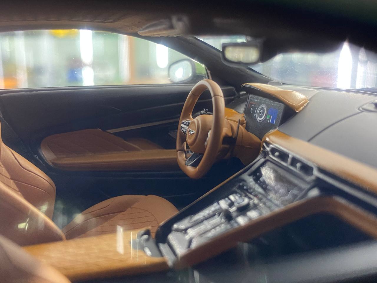 1/18 Resin Model GT Spirit Aston Martin DB12 - Green Limited Edition