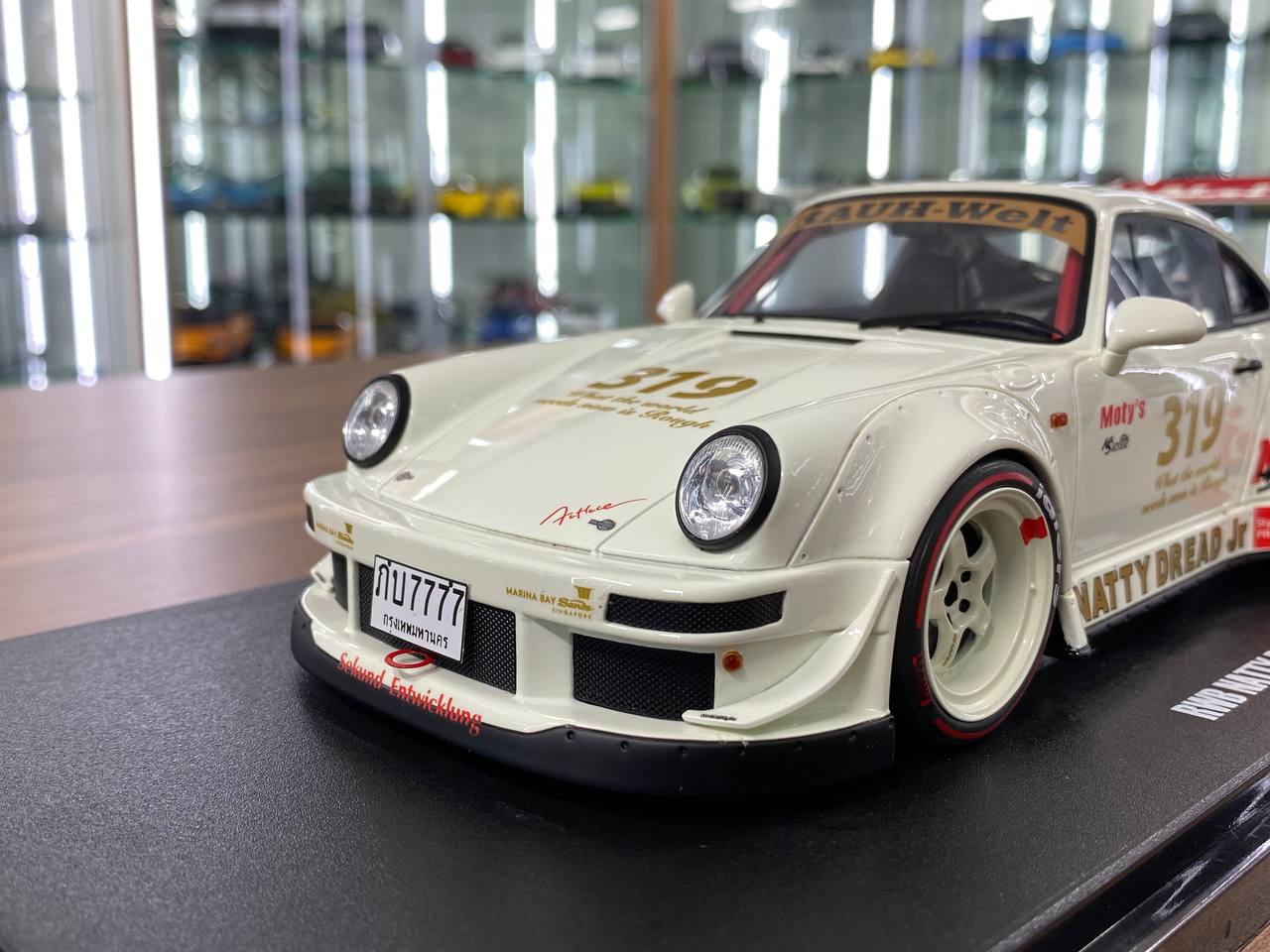 1/18 Resin GT Spirit Porsche RWB Natty Dread Junior #319 - White Limited Edition