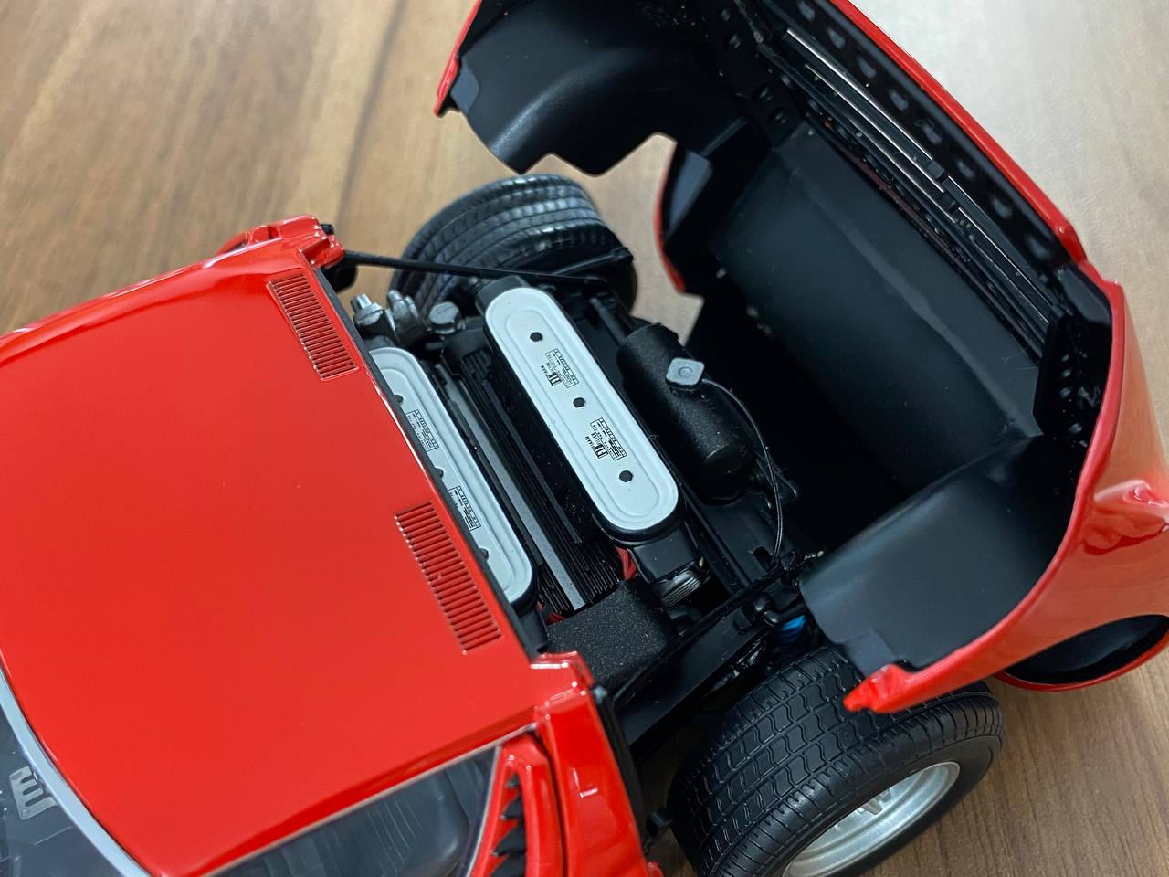 1/18 Diecast Lamborghini Miura SV – Red | AUTOart | Full Opening