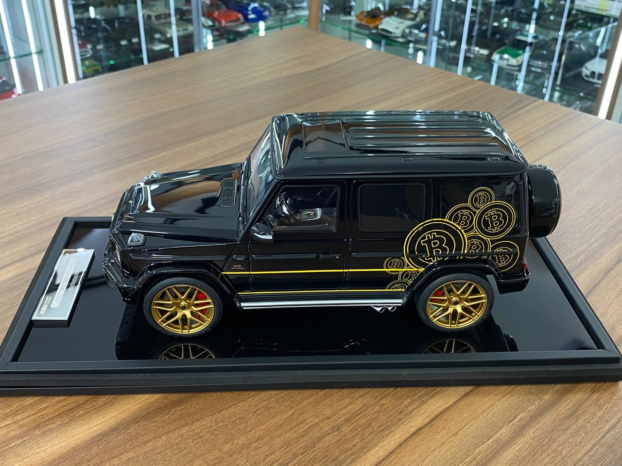 1/18 Bitcoin Mercedes-Benz AMG G-63 Black Model car by MotorHelix