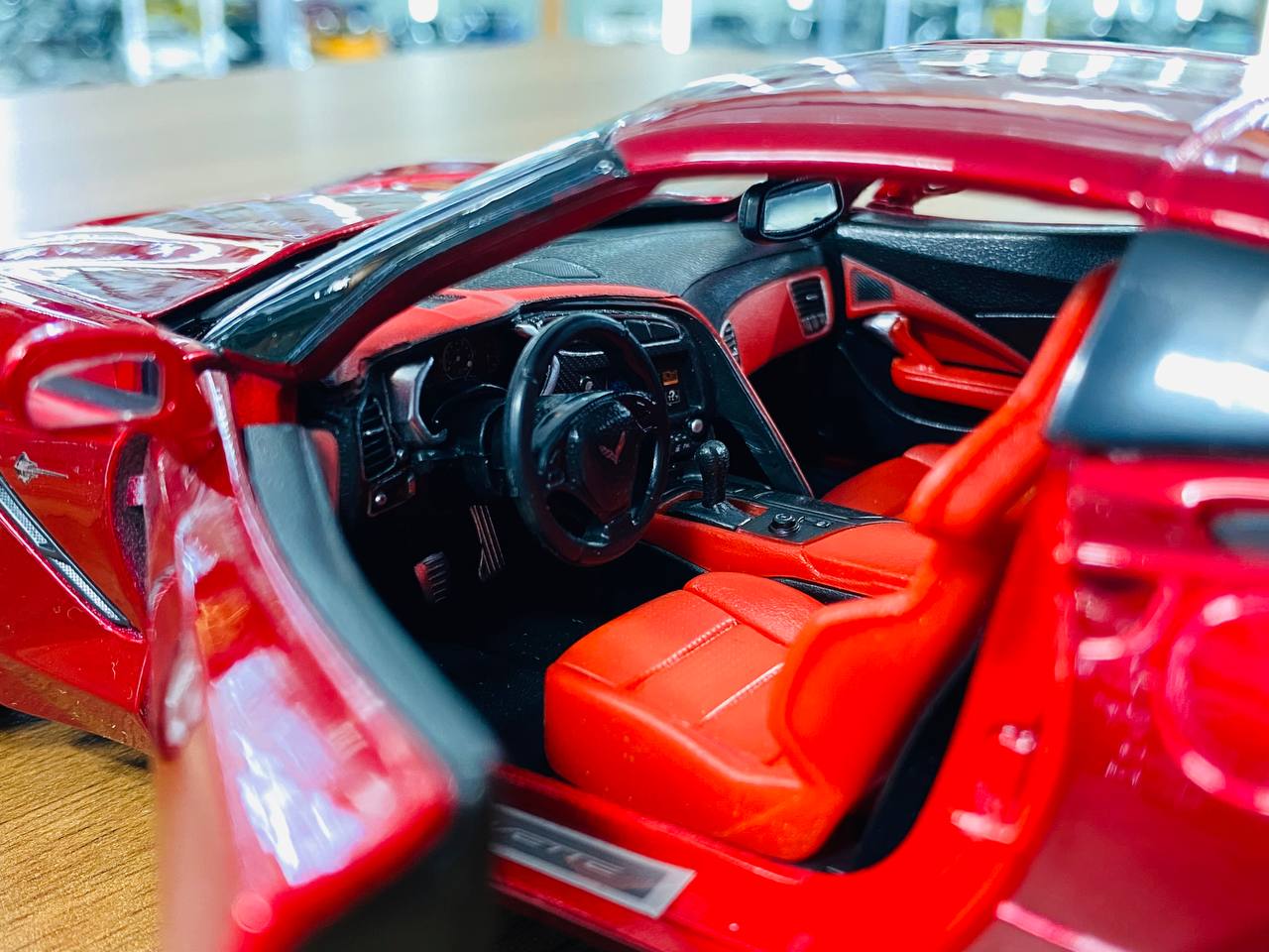 1/18 Diecast Maisto Chevrolet Corvette Stingray Z51 2014 in Red