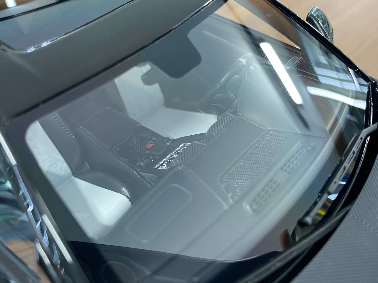 1/18 Resin Model - IVY Model Lamborghini URUS LB Works (Metallic Black)