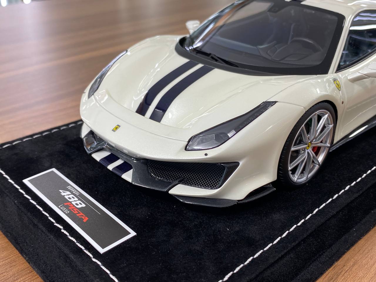 1:18 Resin Model - MR Collection Models Ferrari 488 Pista (White/Black Stripes)