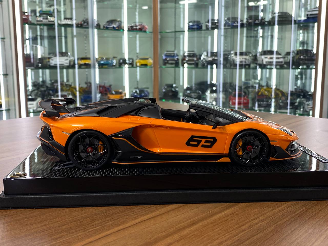 1:18 Resin - MR Collection Models Lamborghini Aventador Roadster SVJ (Arancio Atlas 63 Livery)