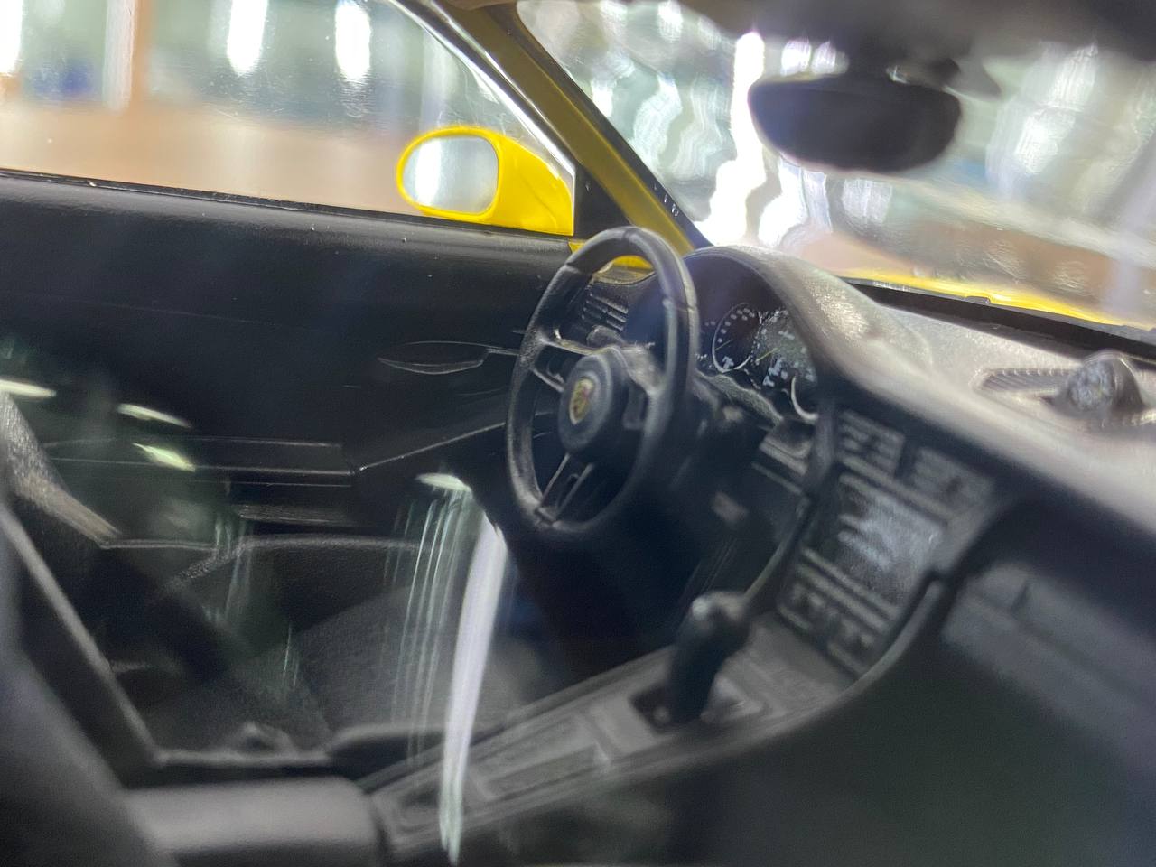 1:18 Diecast - Porsche 911 GT3 RS 2019 by Minichamps (Yellow with Black Wheels)