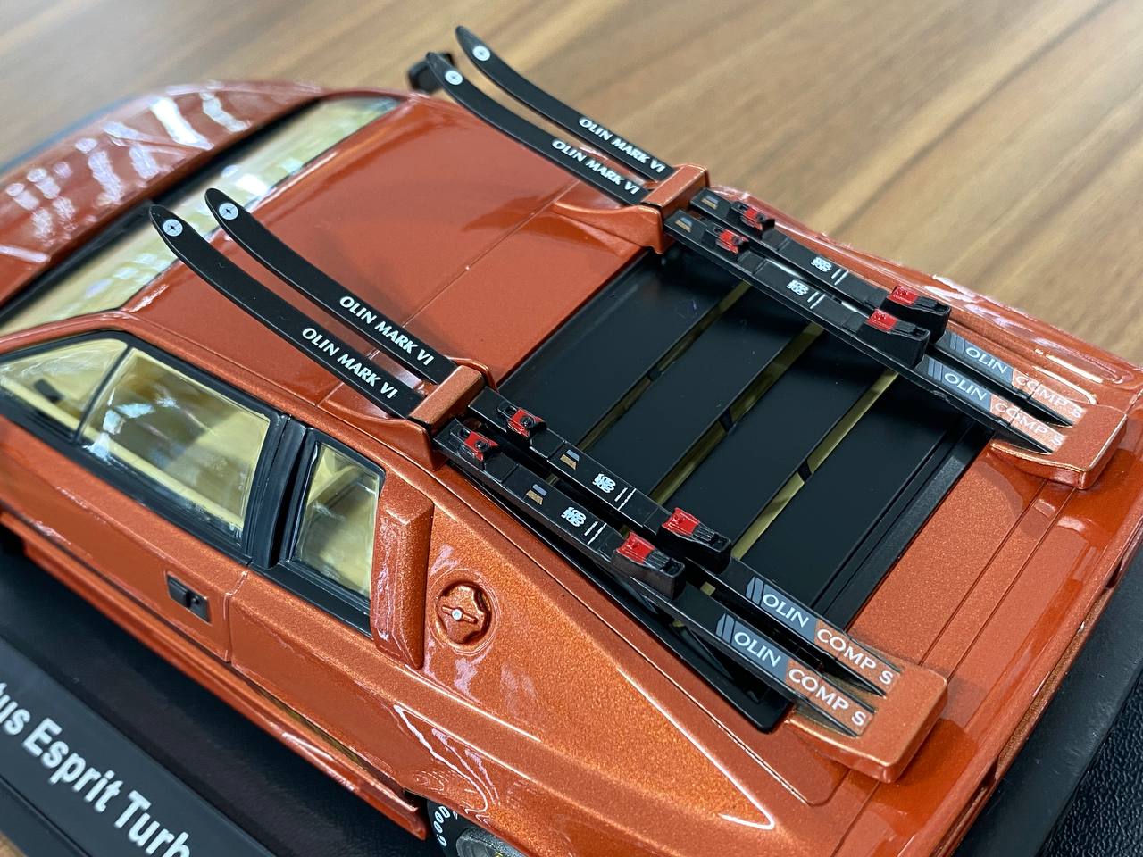 1/18 Diecast KK Scale Lotus Esprit Turbo 1981 in Orange