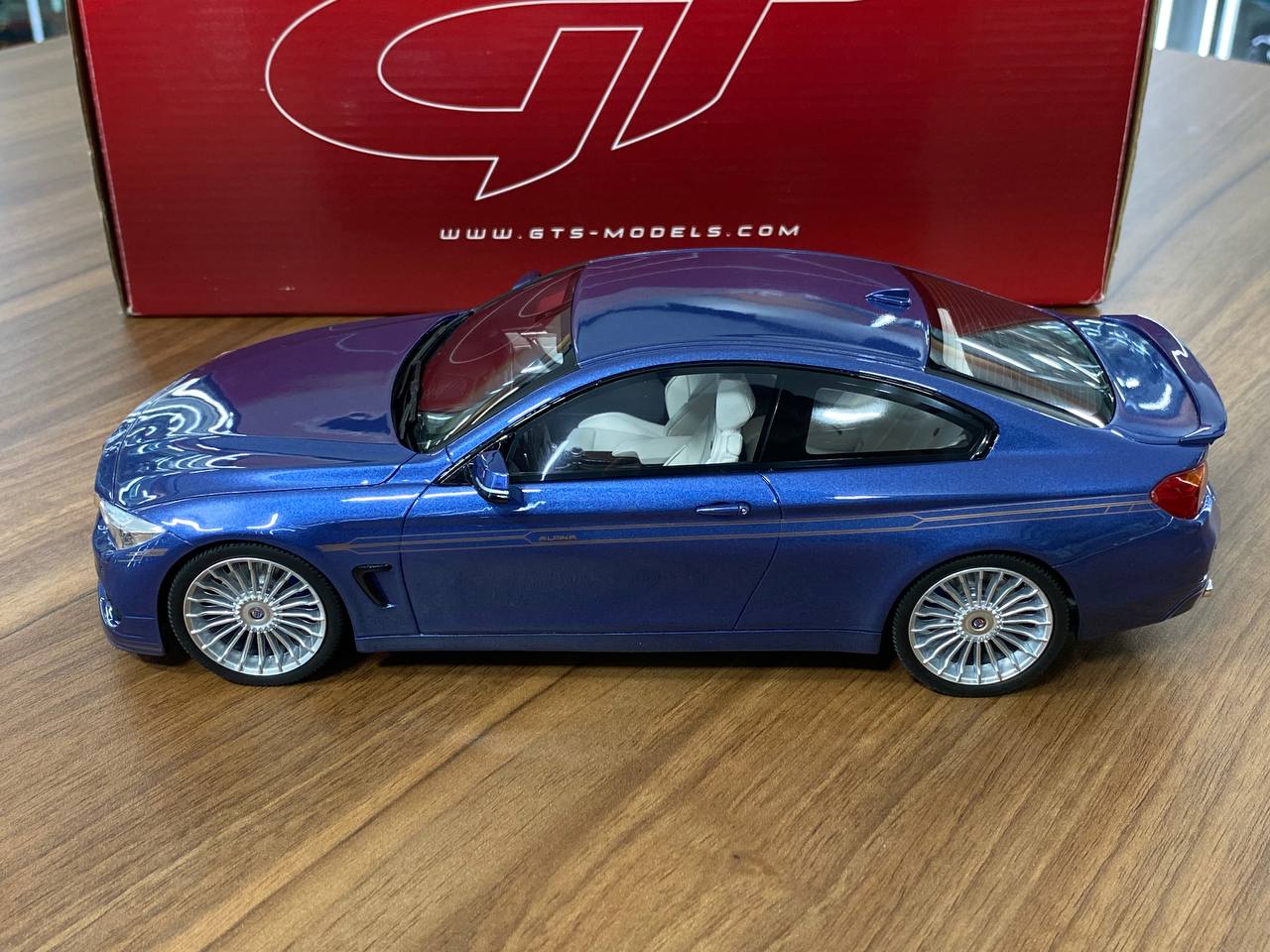1/18 Resin BMW Alpina B4 Blue GT Spirit Scale Model Car