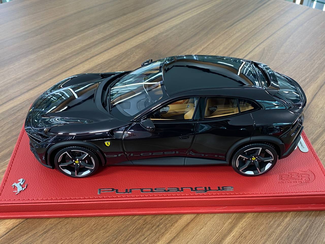 1/18 Resin BBR Models Ferrari Purosangue in Nero Purosangue Metallic (Ltd Edn.80 pcs)