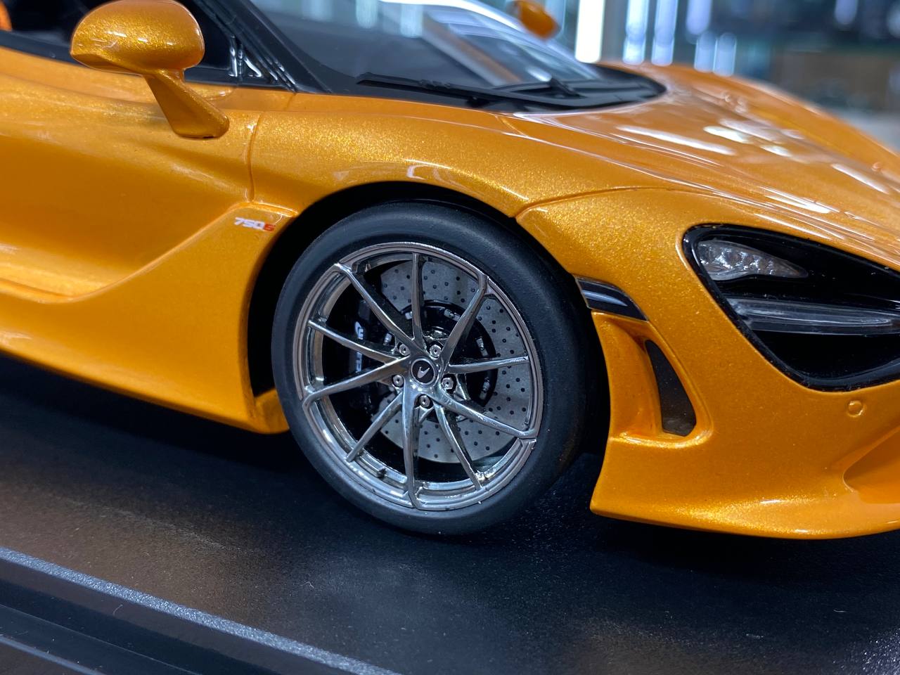 1/18 Resin Model – GT Spirit McLaren 750S Spider Orange Limited Edition