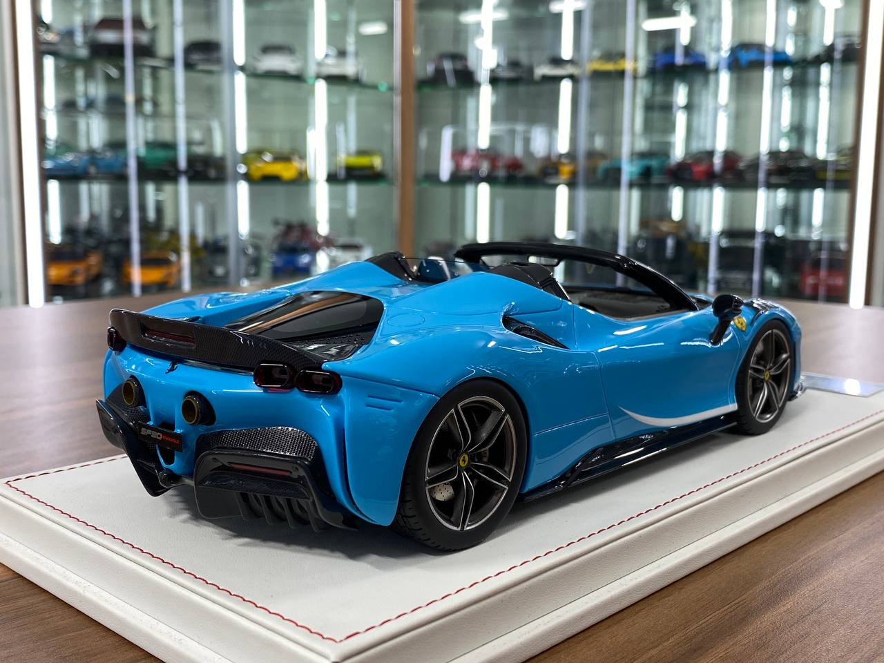 1/18 Resin Model – CE Custom Edition Ferrari SF90 Spider Blue  Limited Edition: 30 pcs