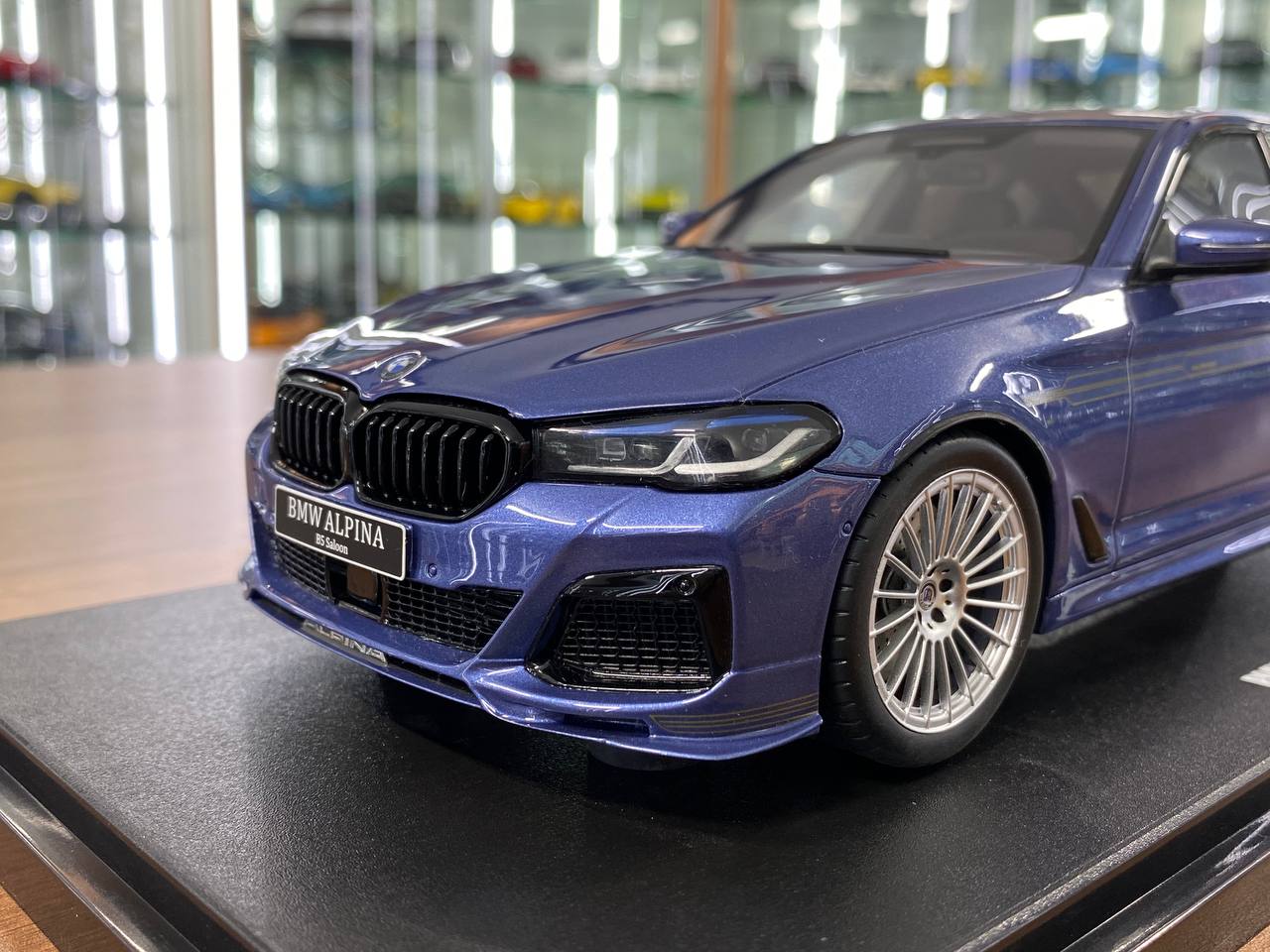 1/18 Resin GT Spirit BMW Alpina B5 Saloon - Blue / Black Interior Limited Edition