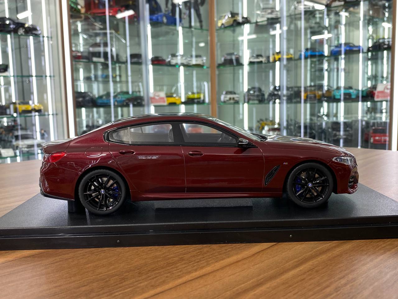 1/18 Resin Model – BMW M850i Gran Coupe xDrive M Performance | GT Spirit | Dark Red