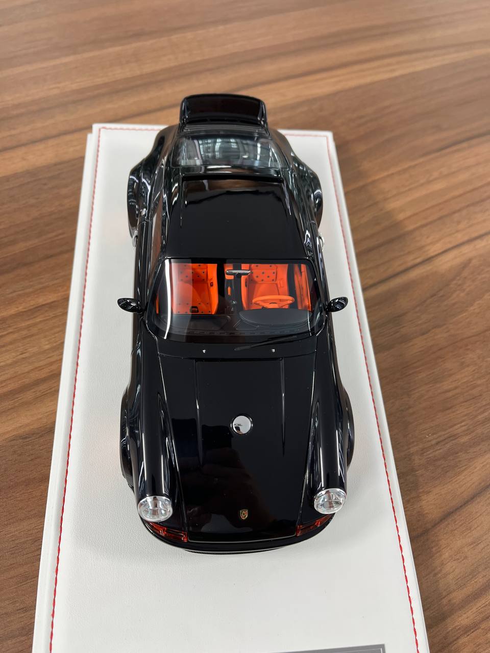 Ivy Models 1:18 Porsche Singer DLS – Black Orange | Resin | Limited to 20 pcs