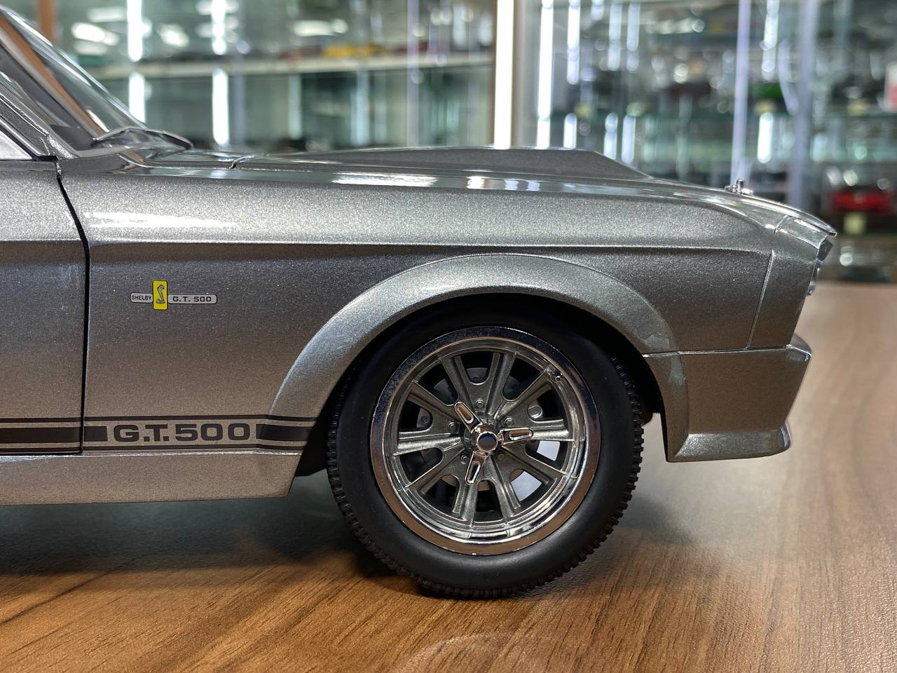 ★ 1/12 Diecast KK Scale Ford Mustang Eleanor 1967 | Grey with Black Stripes