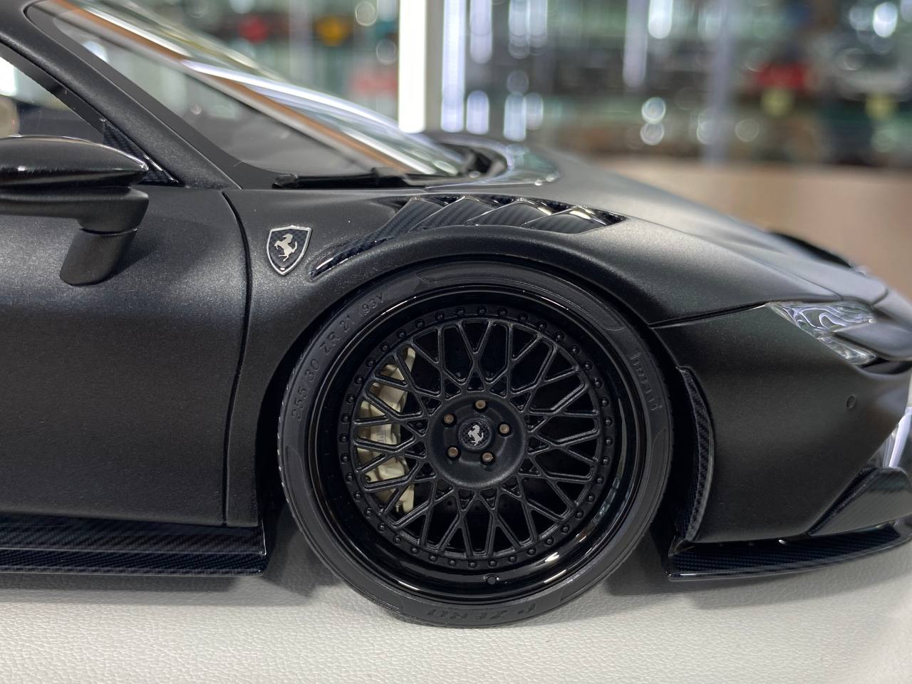 1/18 Davis & Giovanni Ferrari SF90 Stradale Novitec Matt Black | Resin | Limited 12 pcs