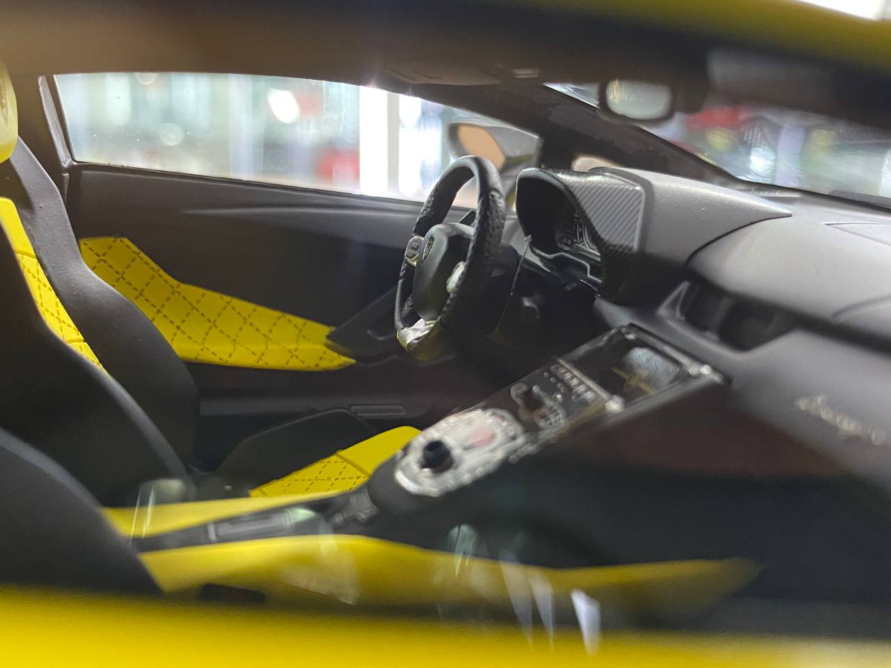 1/18 MR Collection Lamborghini Aventador 50th Anniversario Yellow | Resin | Limited Edition