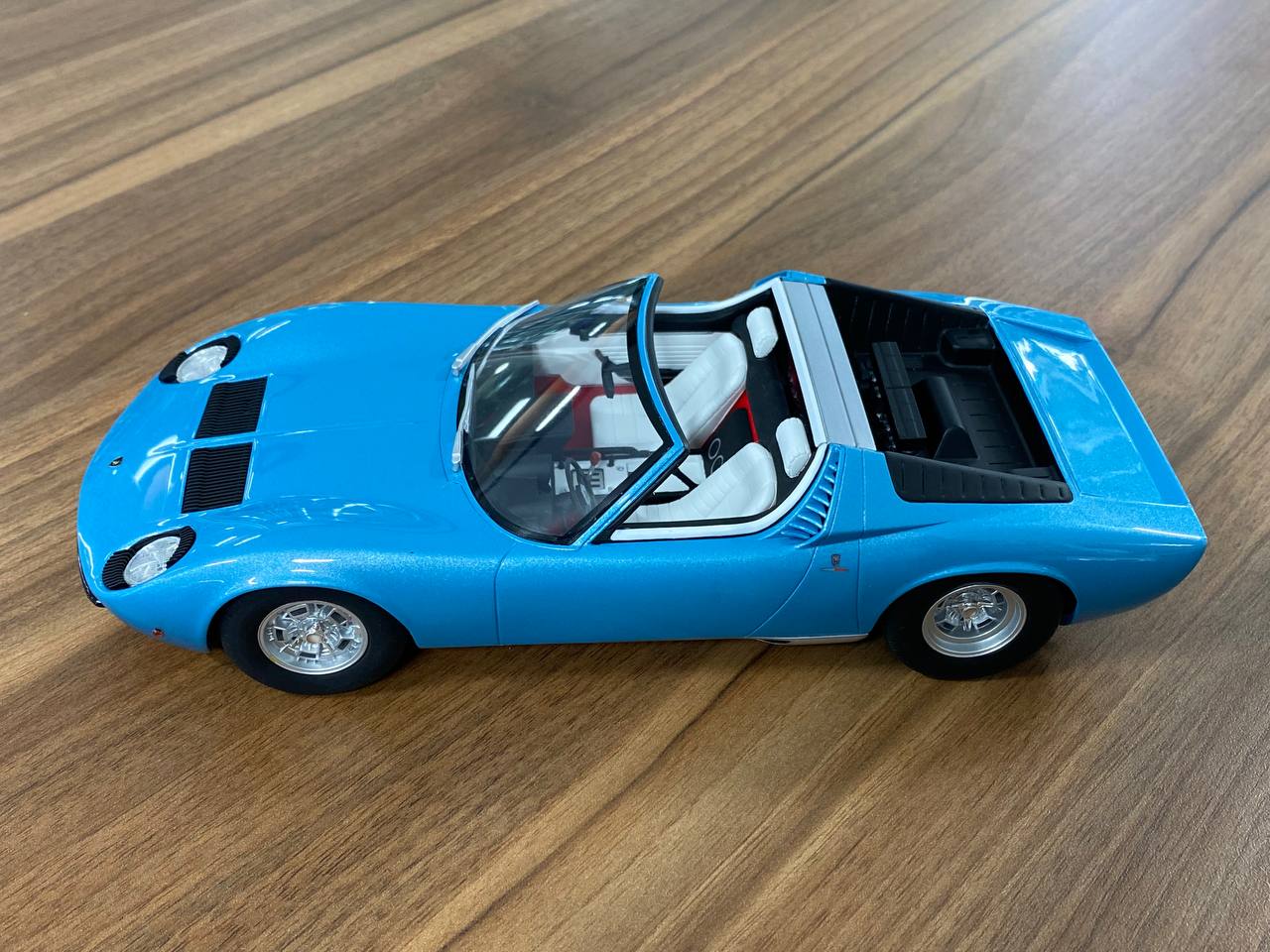1/18 Resin Lamborghini Miura Roadster Blue GT Spirit Scale Model Car